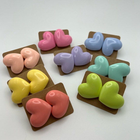 Pastel Color Heart Stud Earrings - Kawaii Cute Heart Earrings Set - Picture 2 of 16